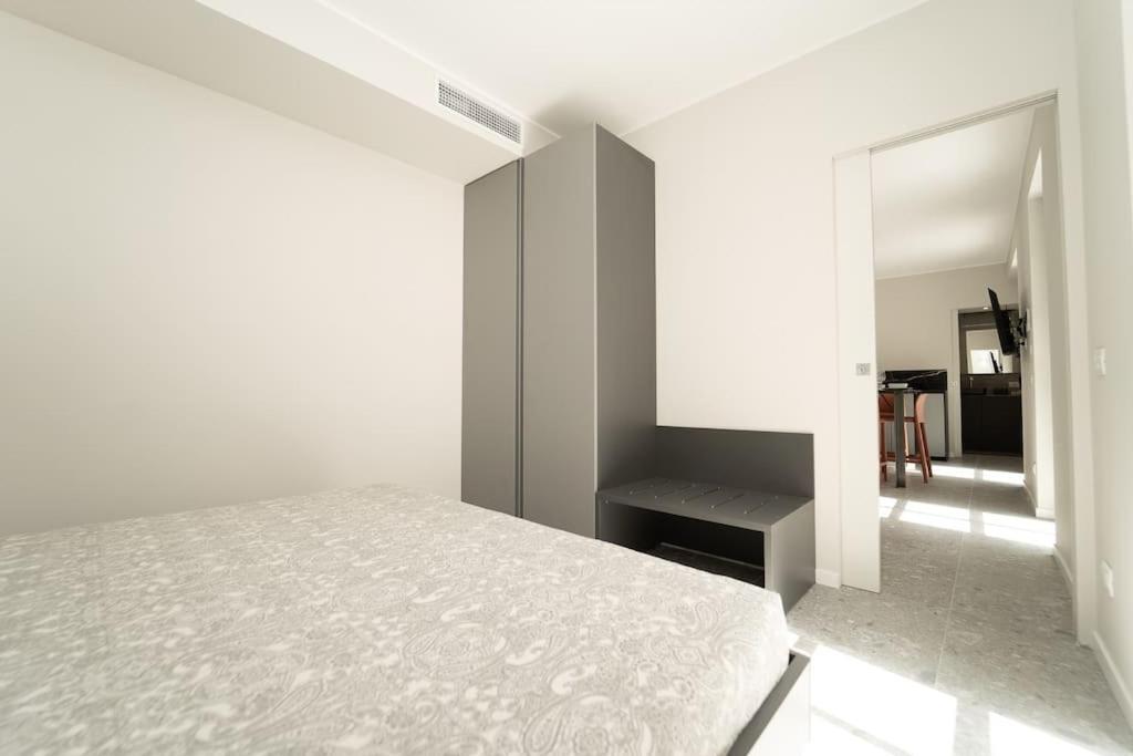 Apt 2 Min From The Cathedral With Private Parking Como Ngoại thất bức ảnh