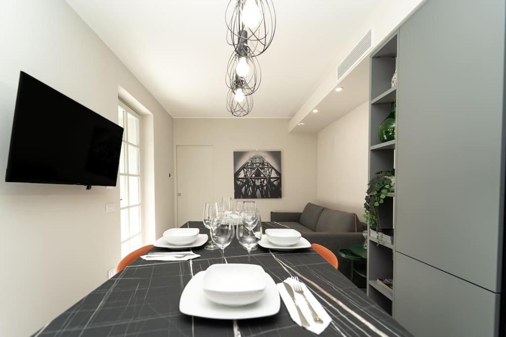 Apt 2 Min From The Cathedral With Private Parking Como Ngoại thất bức ảnh